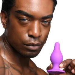 Squeezable Tapered Anal Plug -Boyz Shop ah012 med male model 001